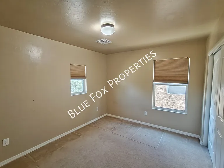 5874 N Dartwhite Dr — Photo 33