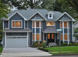 2 Berwyn Pl, Glen Rock, NJ 07452