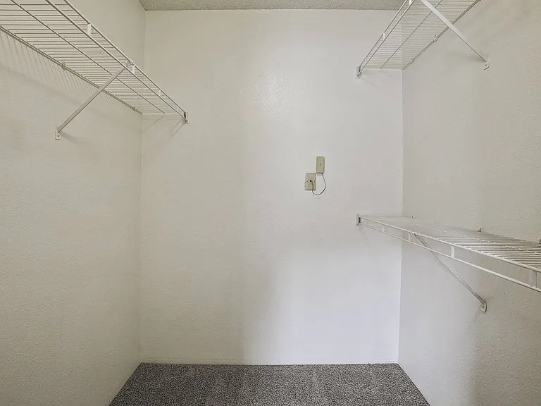 Phoenix Apts. — Photo 22