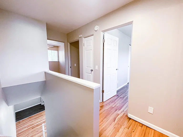 1108 Catalpa Cir — Photo 11