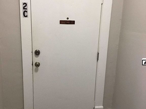 5th image of 1020 E Anderson St APT 2C