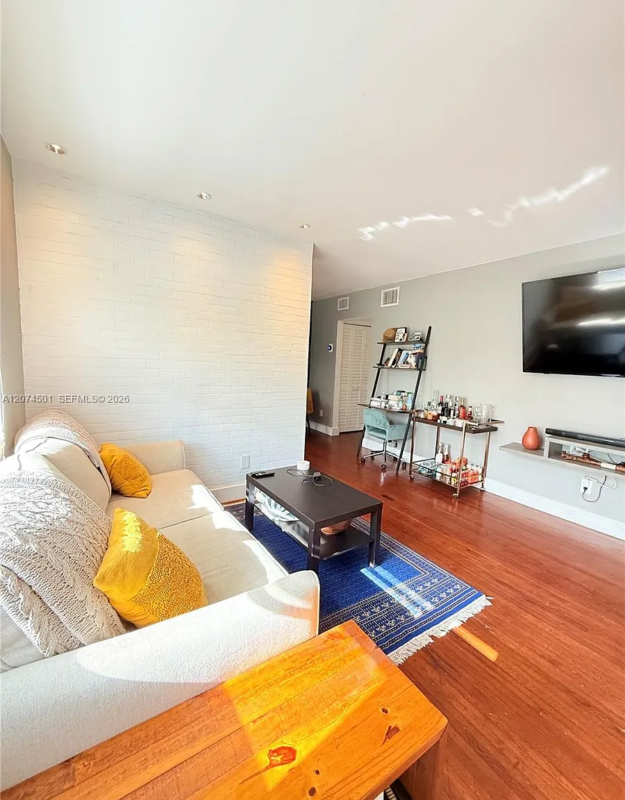 Belle Meade Place Condo — Photo 2