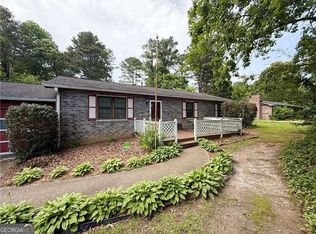 2857 Spanish Oak Dr SW, Lilburn, GA 30047