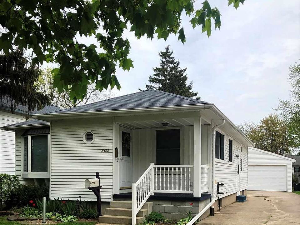 1st image of 2522 Blackmore St