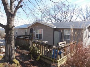 285 Sulphur City Rd, Fayetteville, AR 72701