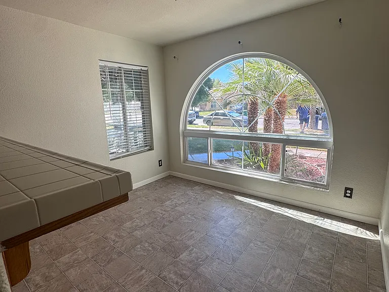 1520 Cardinal St — Photo 4