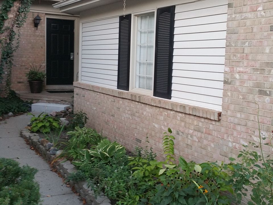 1st image of 705 NW Westwood St