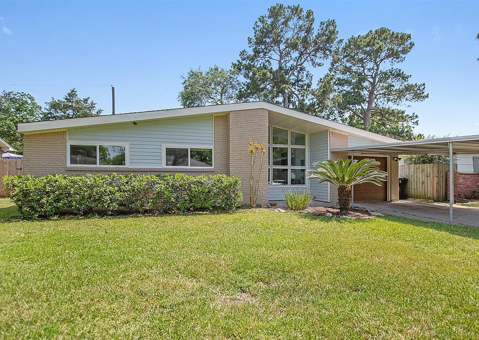 1st image of 5205 De Lange Ln