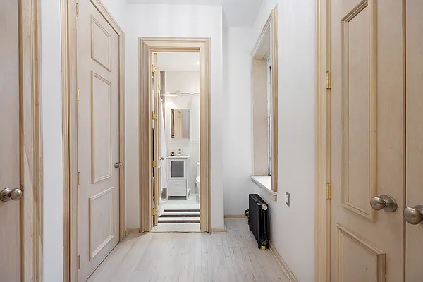 Rented by WAM Partners - William Moses Co. | media 9