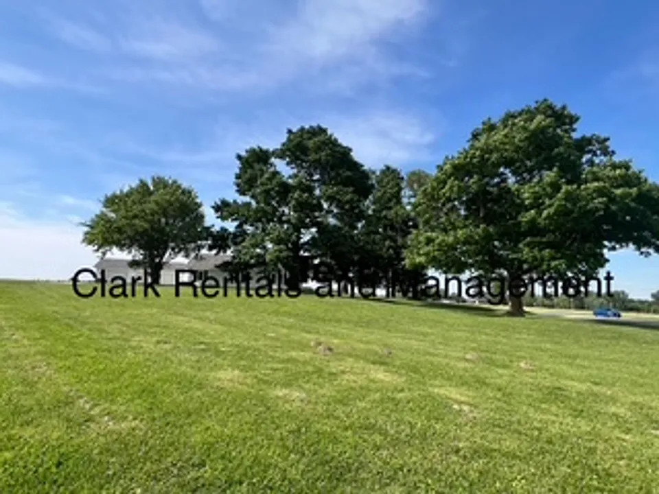 6817 N State Road 9