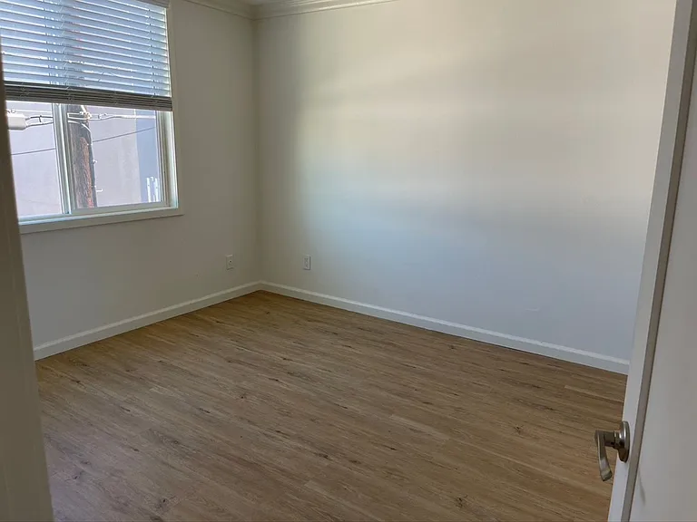 LUXURY LIVING AT AN AFFORDABLE PRICE — Photo 15