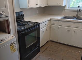 1002 W Hughes St #8, Fayetteville, AR 72701