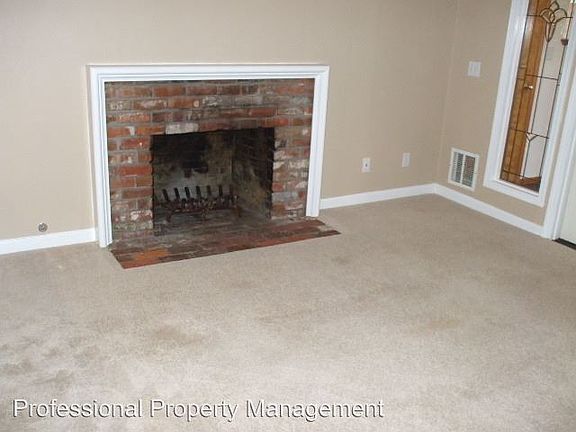 3rd image of 951 King James Way