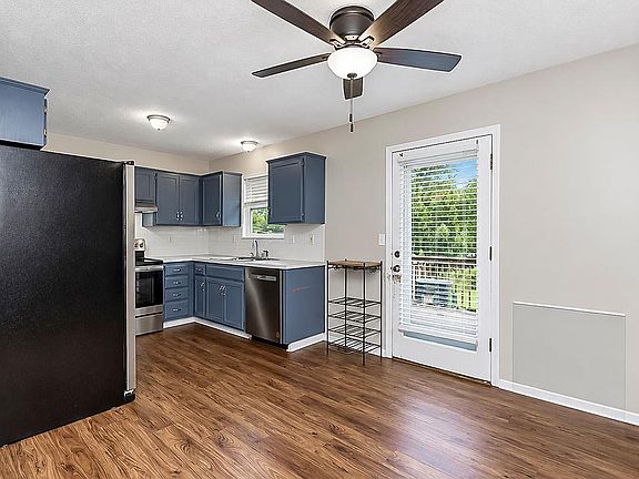 5th image of 712 Rees St