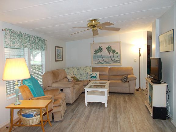 3rd image of 4615 9th Street Ct E