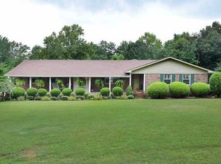 2482 Underwood Rd, Russellville, AL 35654