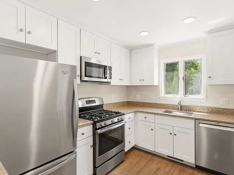 36 Decatur St #1 — Photo 4