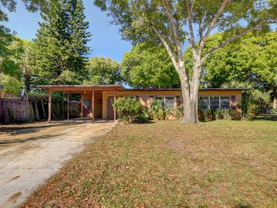 210 Hialeah Ave, Fort Pierce, FL, 34982