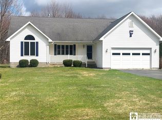 9178 Walden Rd, Fredonia, NY 14063