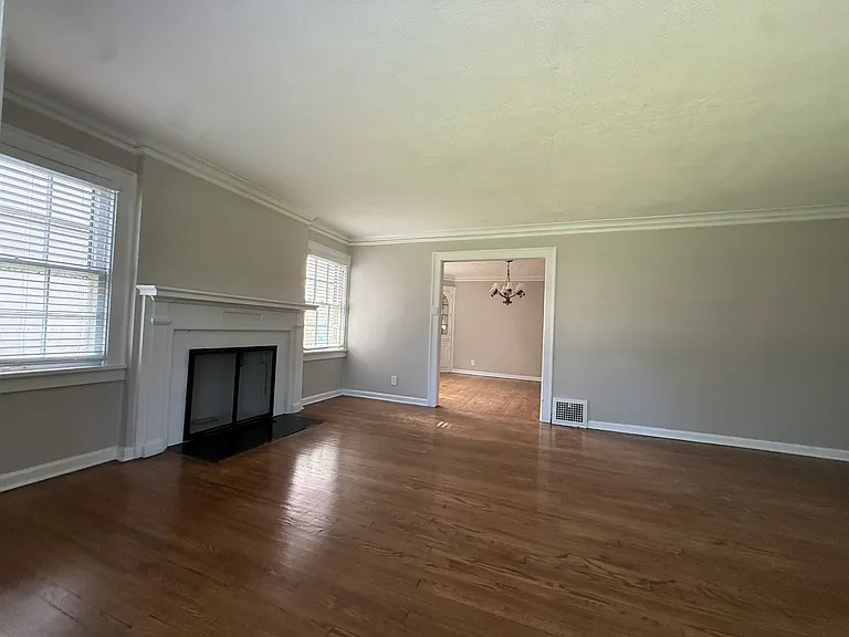 18520 Winslow Rd #1 — Photo 3