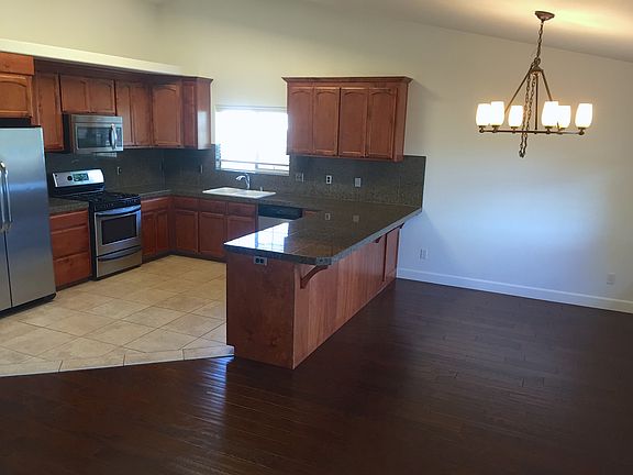 3rd image of 1190 Shadow Mountain Dr
