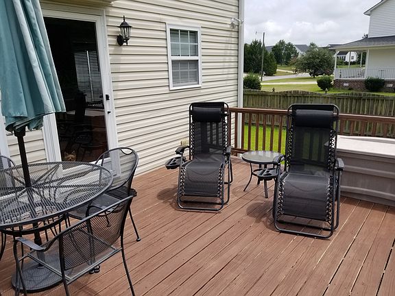 3rd image of 2607 Westminster Dr