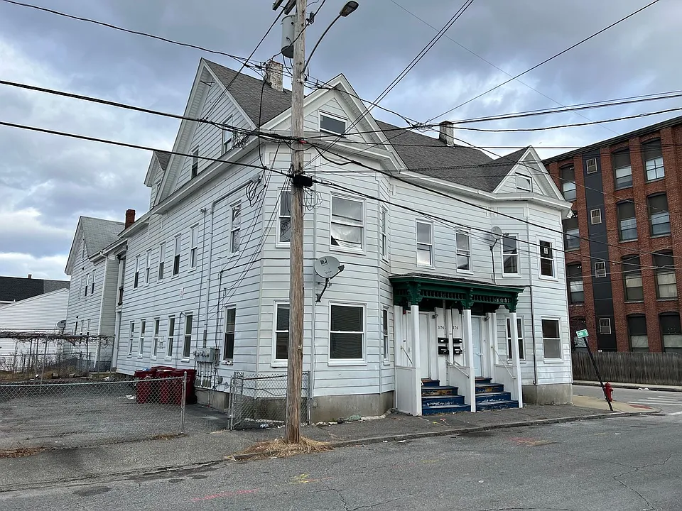 174-176 Crosby St