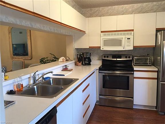 5th image of 9900 Sunset Cove Ln APT 126