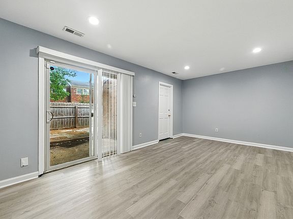 3rd image of 14567 Old Courthouse Way Unit D