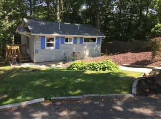 3 Sachem Rd, Lake Hopatcong, NJ 07849