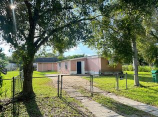 1107 W Joy Ln, Fort Pierce, FL 34945