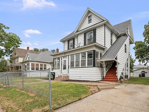 3rd image of 618 W 17th St