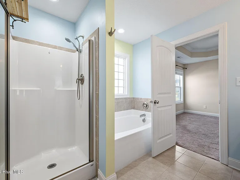 320 Aquamarine Cir — Photo 16