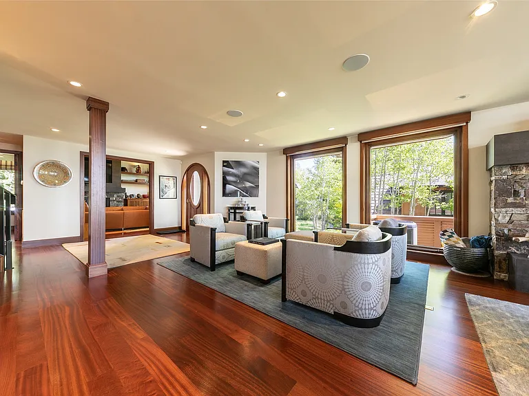 4000 W Lake Blvd #10 — Photo 10