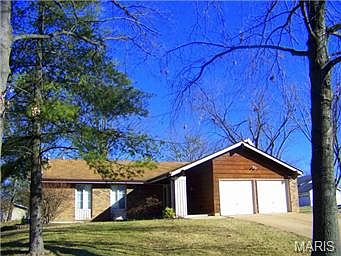1st image of 898 Totem Woods Ct