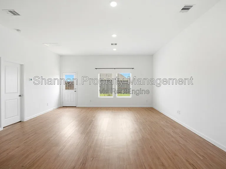 27147 Breakaway Ln — Photo 8