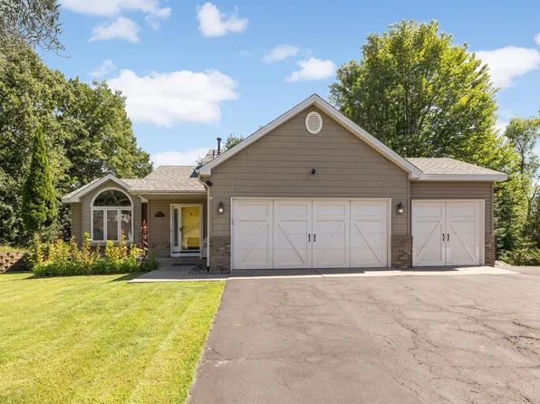 4625 Hamlet Ave N, Oakdale, MN 55128