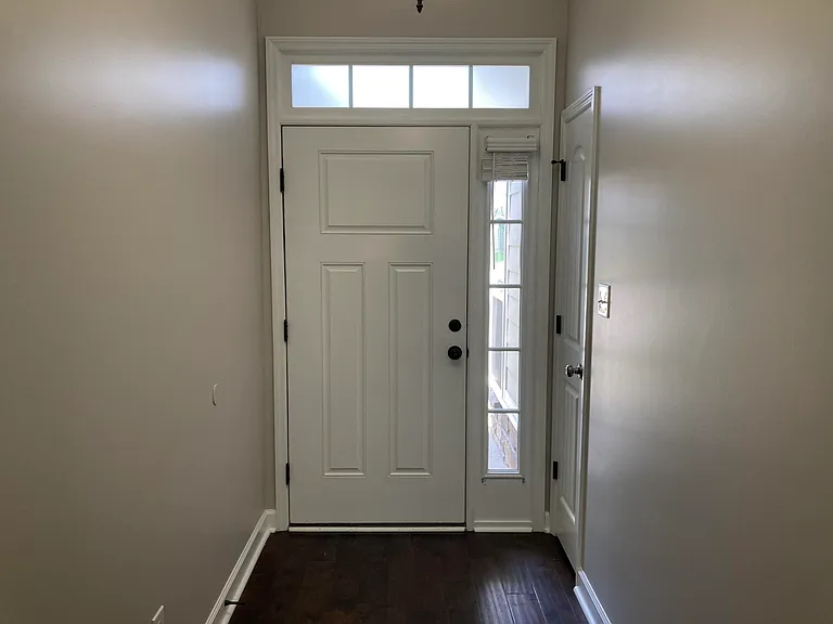 4133 Pullman Cir — Photo 2