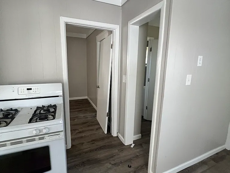 2081 W 103rd St #1 — Photo 13