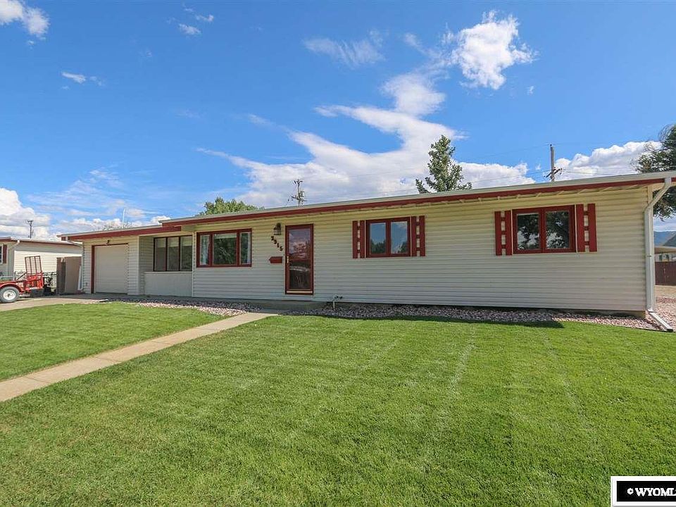1st image of 2915 Fleetwood Pl