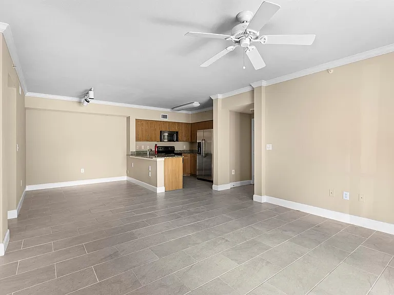 6450 Emerald Dunes Dr #103 — Photo 14