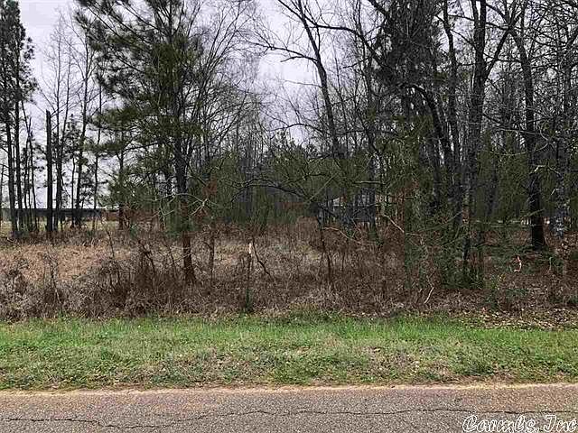 1st image of 4 Cummings Ln Tract 9A