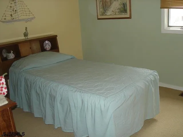 426 Canterbury Ct — Photo 11