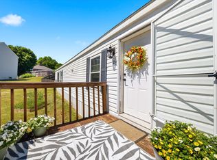 20 Center Court, Epping, NH 03042