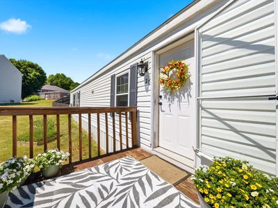 20 Center Court, Epping, NH, 03042