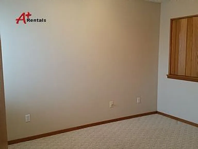 6605 W 43rd Pl — Photo 10