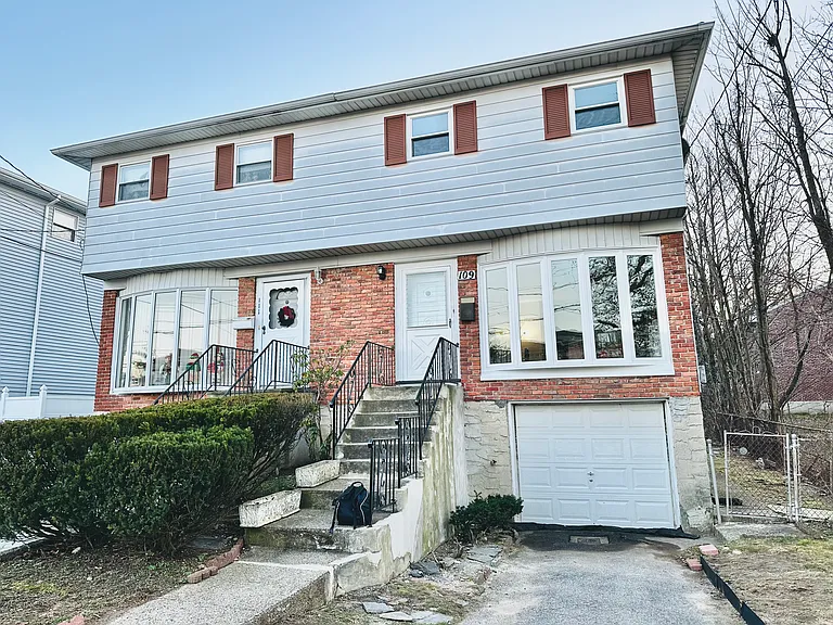 109 Bolmer Ave — Photo 2