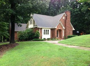 2601 Foxmore Cir, Dalton, GA 30720
