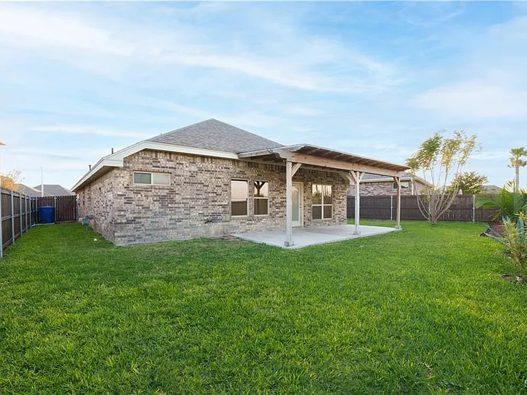 14612 Kurth Cv — Photo 10