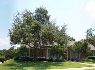 1422 Pine Hill Dr, Garland, TX 75043